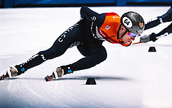 De heupoperatie van shorttracker Sven Roes